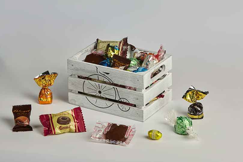 Caja de madera - mantecados y dulces